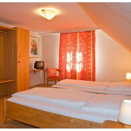 Gasthaus Ochsenwirt ランツフート 部屋 写真